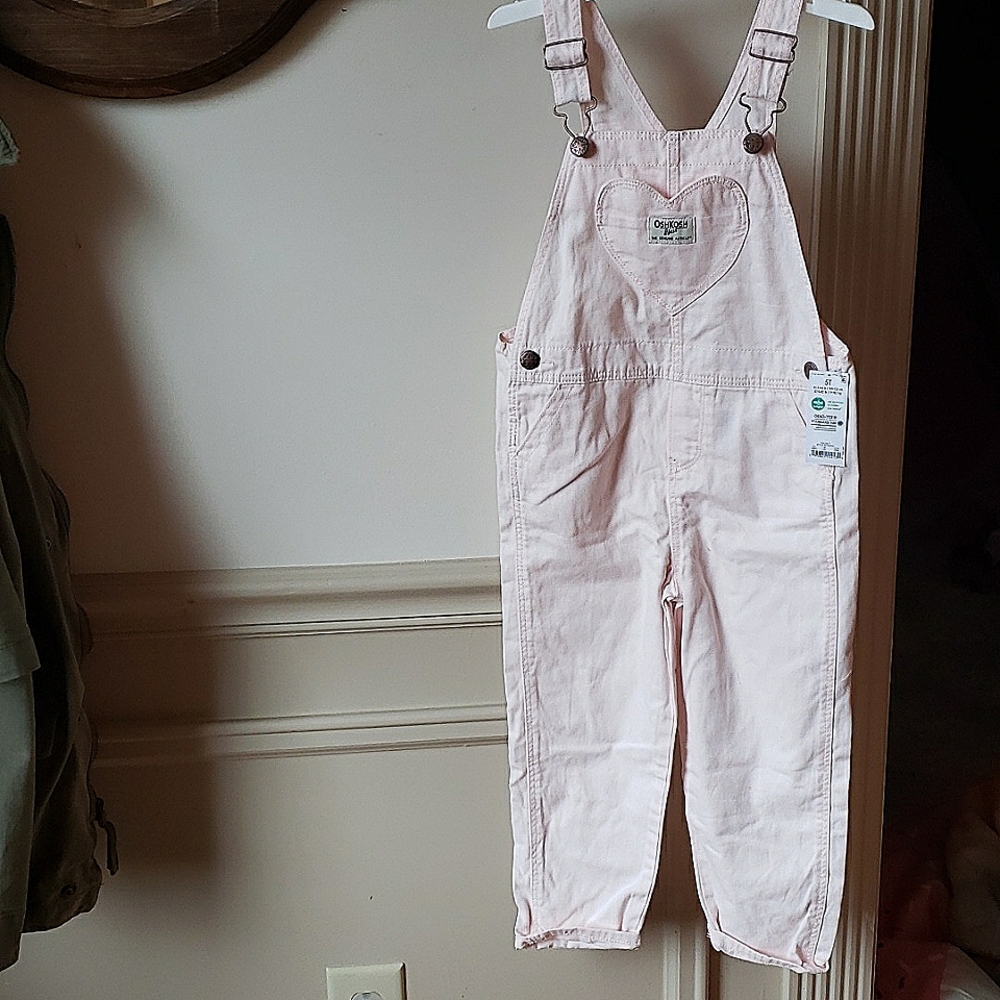 OshKosh NWT pink overalls size 5T